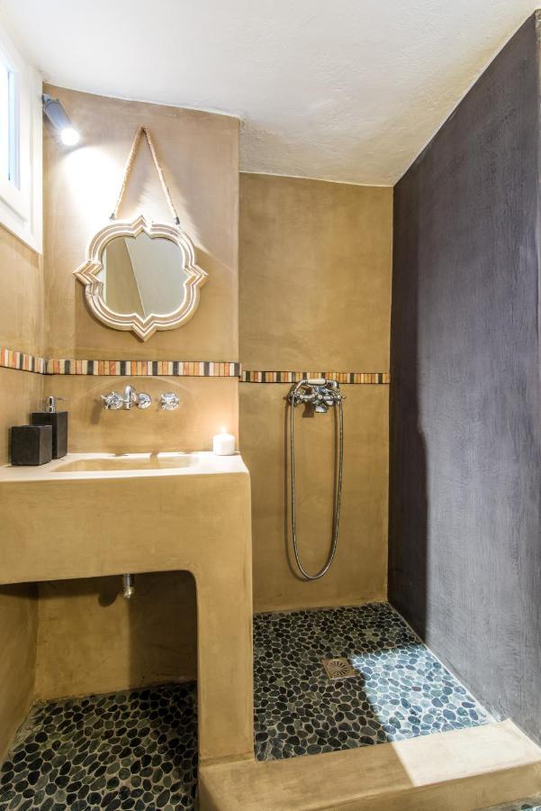 Apanema Villas, Mykonos Tourlos Exteriör bild